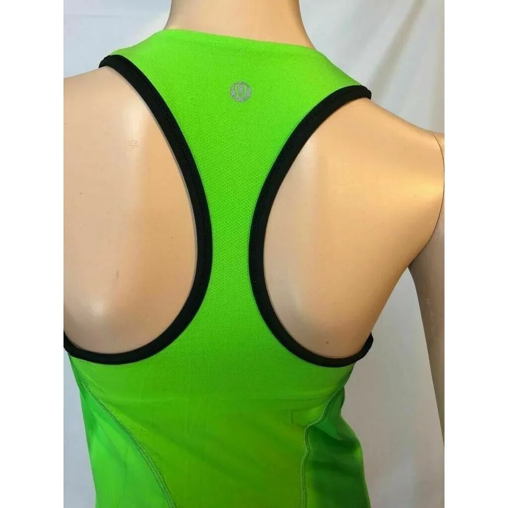 Lululemon Athletica Women's Top Tank Racerback Green & Black  Built-In-Bra - Picture 4 of 7